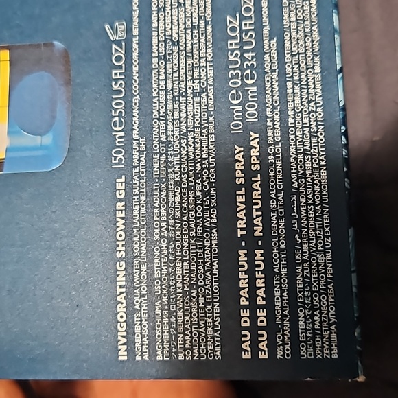 Versace Mens Parfum Gift Set. NIB - Picture 9 of 11